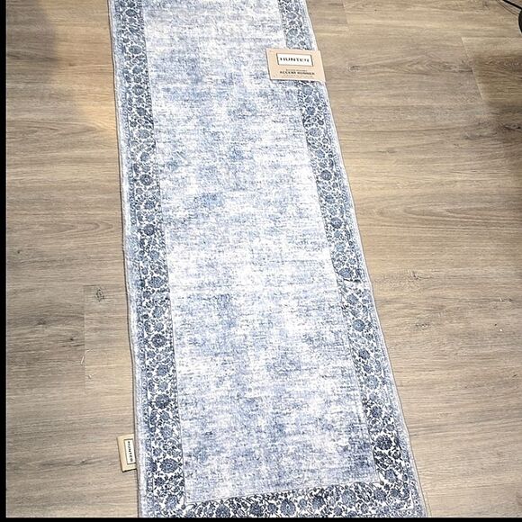 Hunter Machine Washable Accent Runner - Picture 5 of 7